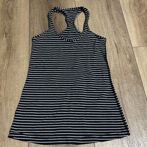 LULULEMON Cool Racer Back Tank Top Size 4  Black & White Stripe